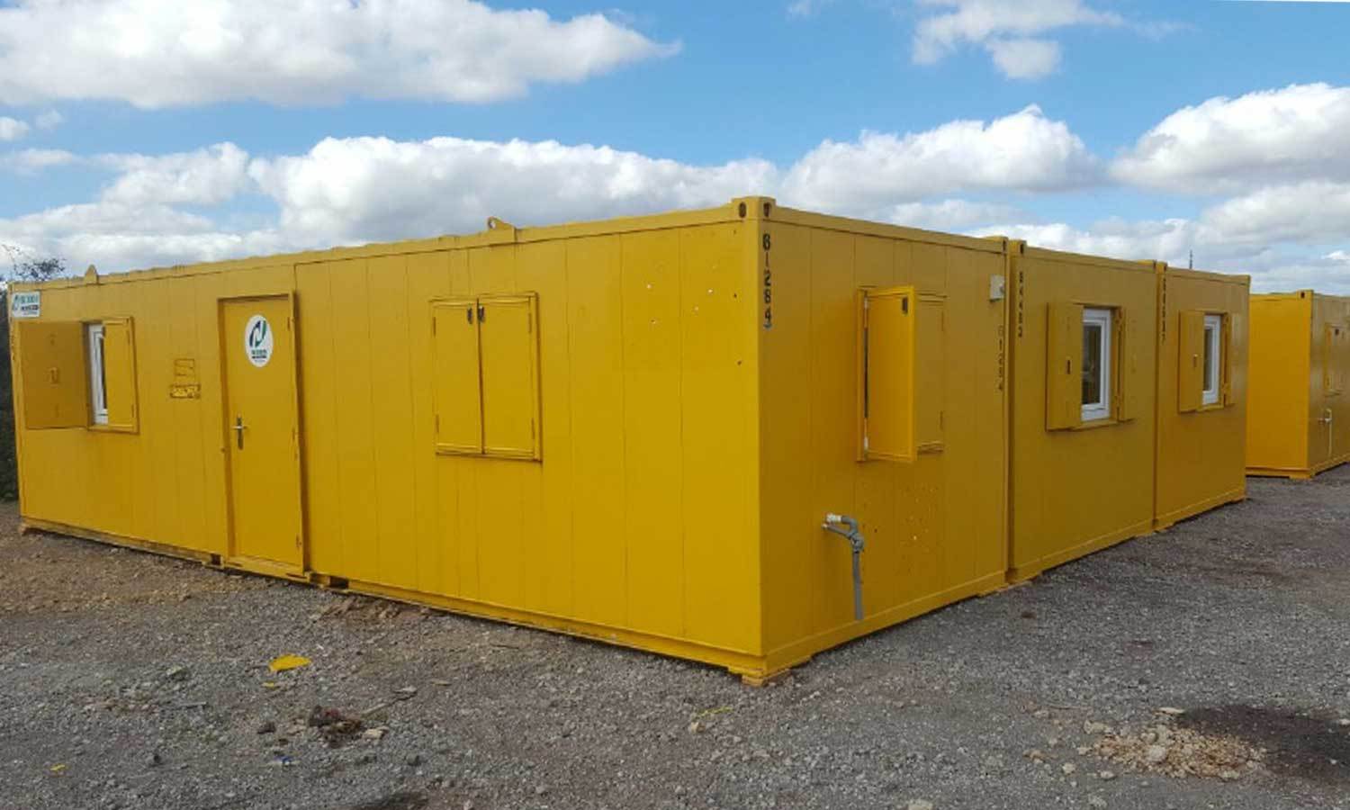 20' x 8' Canteen (Side Door)