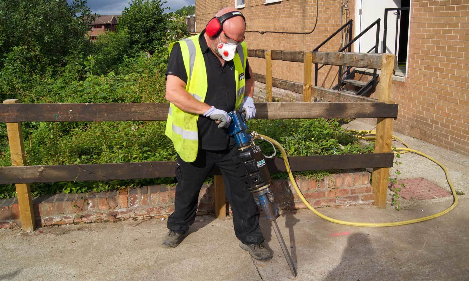 Air Heavy Duty Breaker - Macdonald 28S V RT