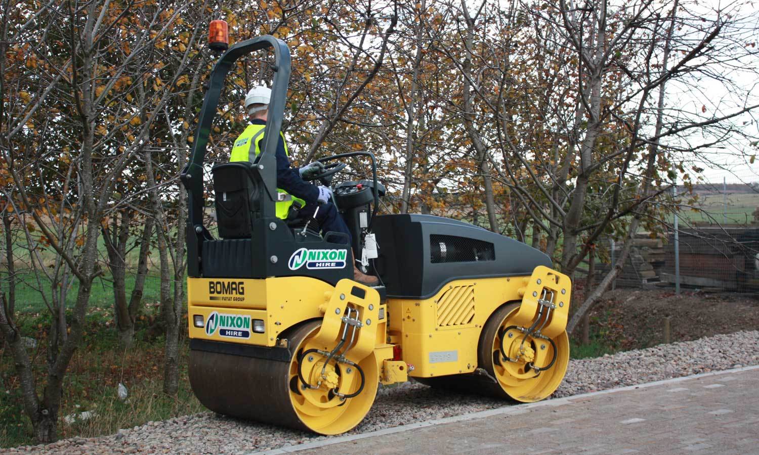 Double Drum Ride On Roller 1.2 M Bomag BW120AD